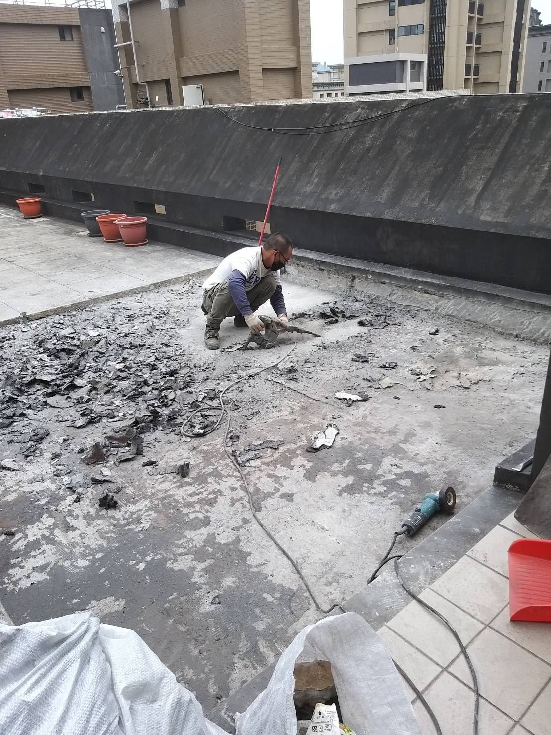 2 建築物滲漏水途徑